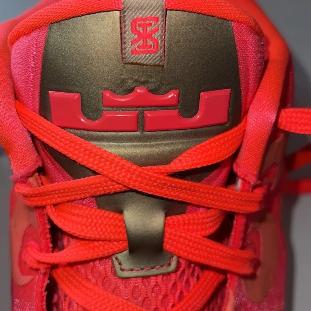 2014 LeBron 11 Low 'Maison Collection - Picture 4 of 7